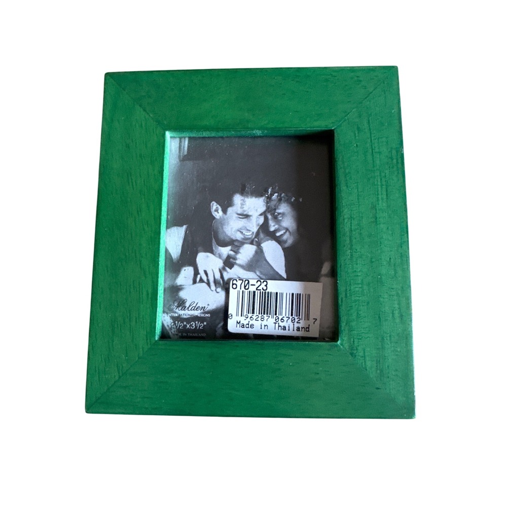 Malden International Designs Green Wood Picture Frame 2.5x3.5 Tabletop 670-23
